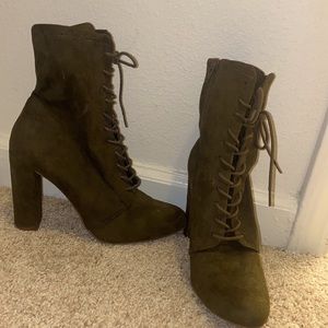 Steve Madden booties